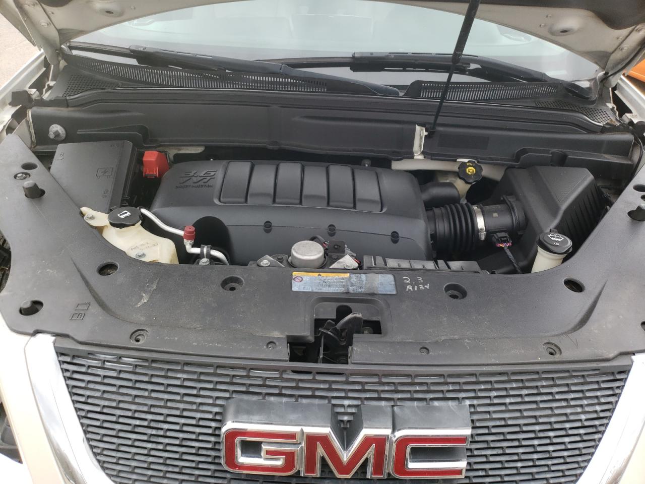 Photo 7 from auction – 2011 GMC ACADIA SLT with VIN 1GKKRRED4BJ212321