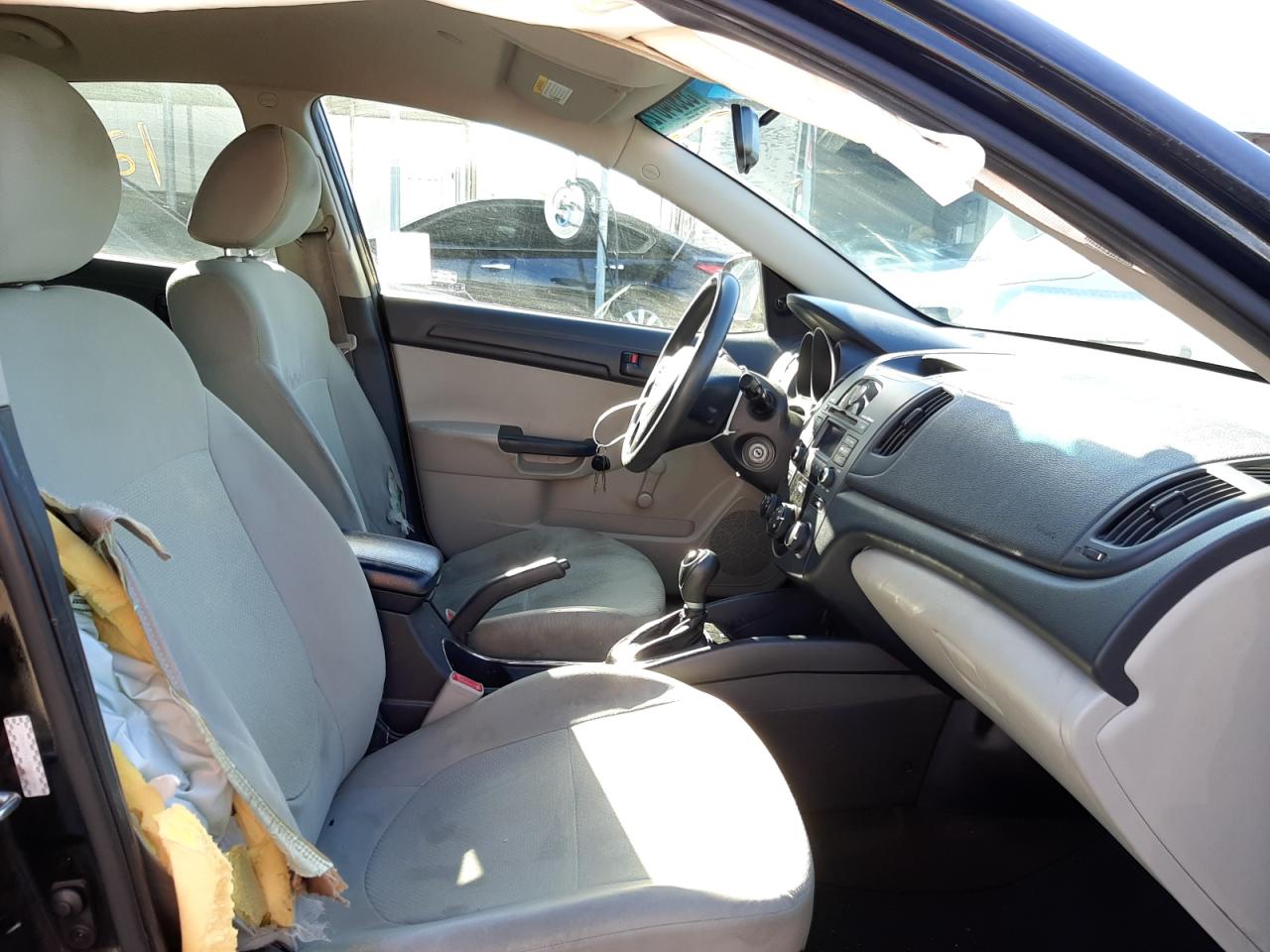 Photo 5 from auction – 2012 KIA FORTE LX with VIN KNAFT4A20C5521958
