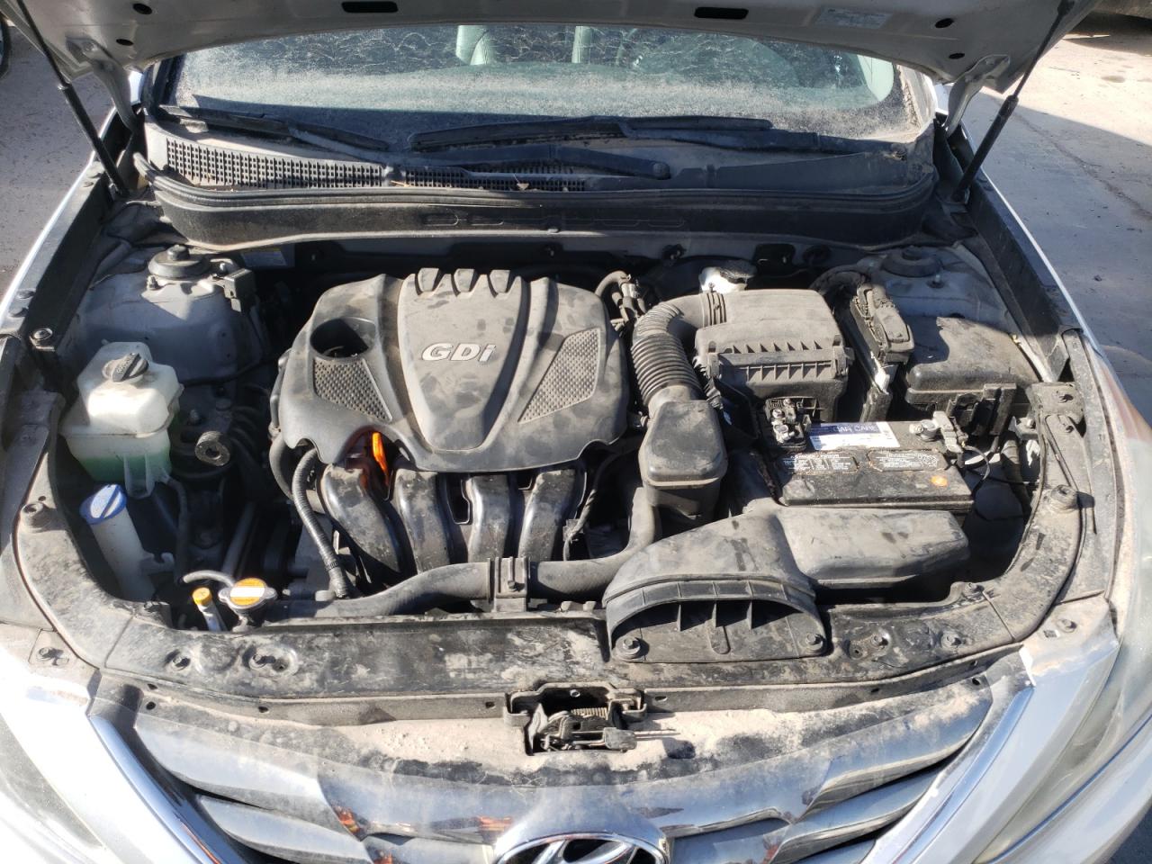 Photo 7 from auction – 2011 HYUNDAI SONATA SE with VIN 5NPEC4AC1BH156356