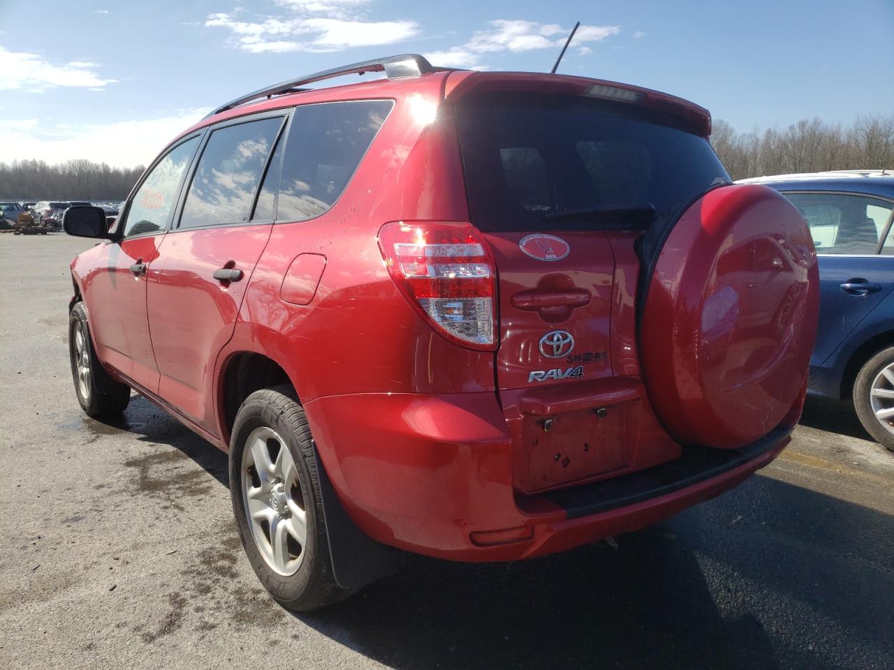 Photo 3 from auction – 2011 TOYOTA RAV4 with VIN JTMBF4DV1BD042483