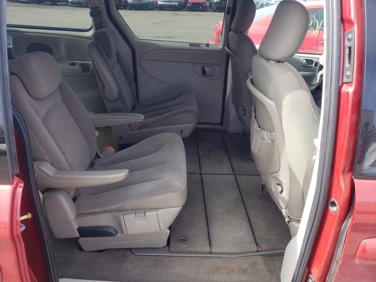 Photo 6 from auction – 2007 CHRYSLER TOWN & COU with VIN 2A4GP44R77R174782