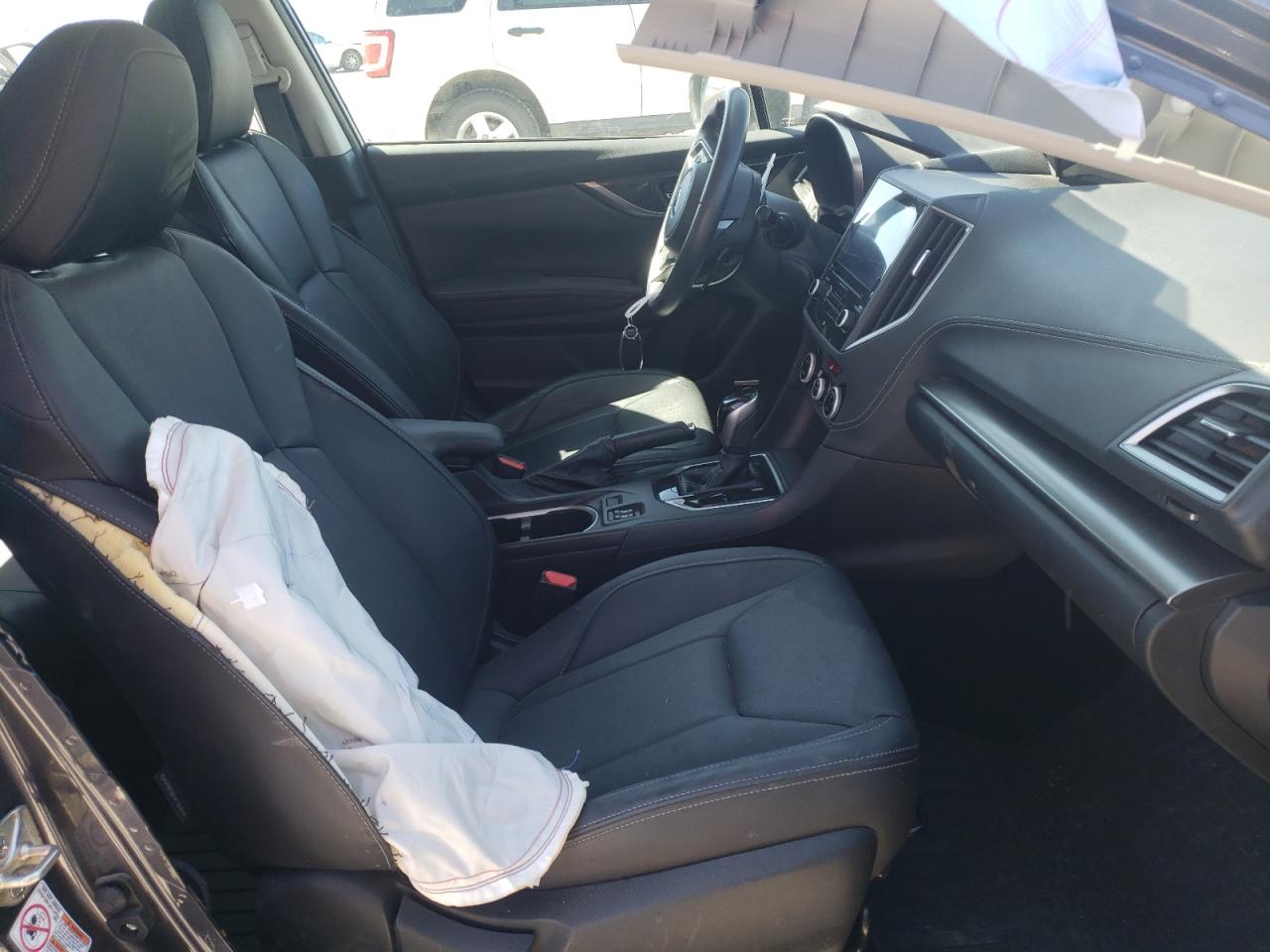 Photo 5 from auction – 2017 SUBARU IMPREZA LI with VIN 4S3GKAU62H3622669