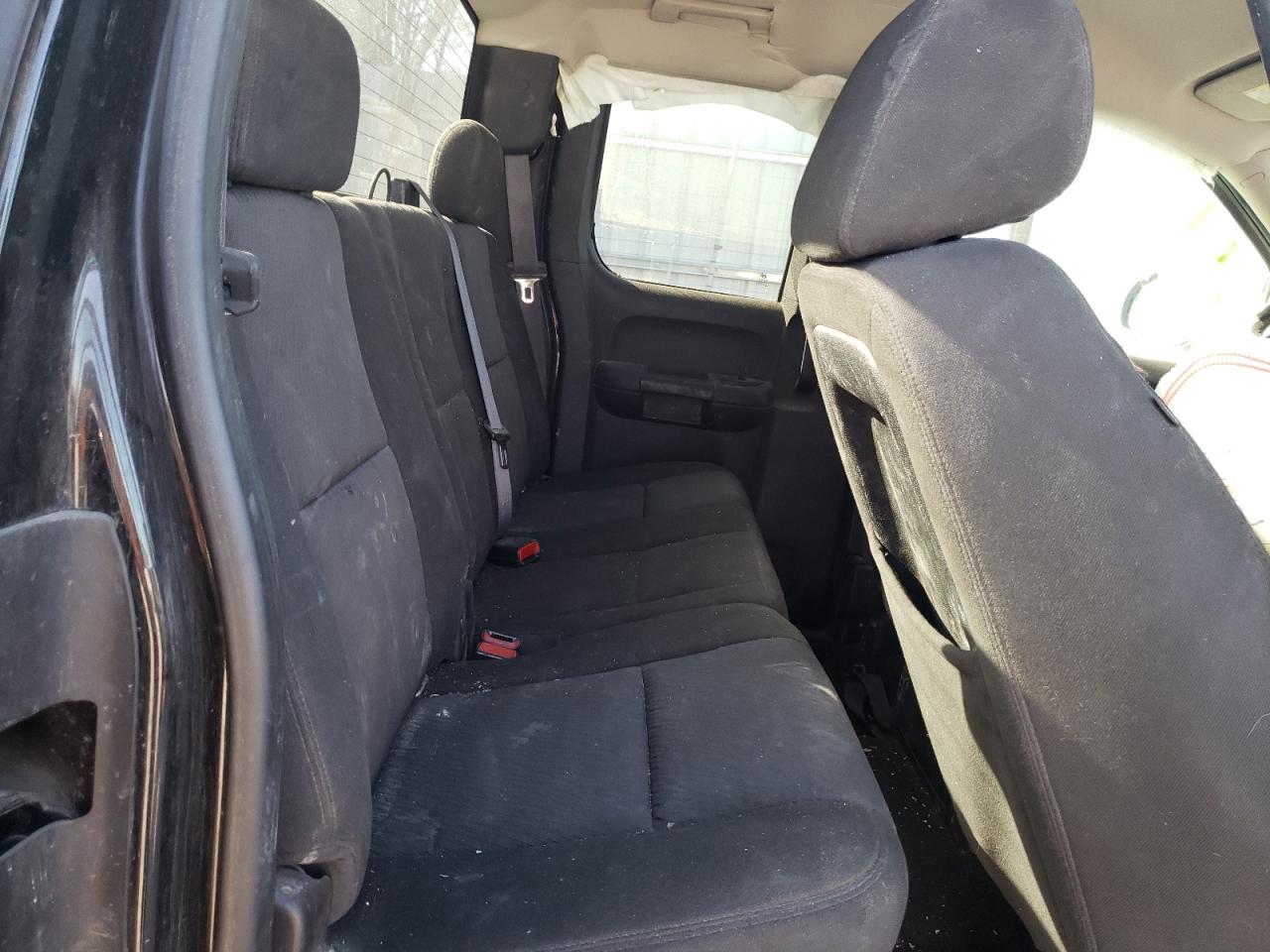 Photo 6 from auction – 2011 CHEVROLET SILVERADO with VIN 1GCRKSE36BZ258117