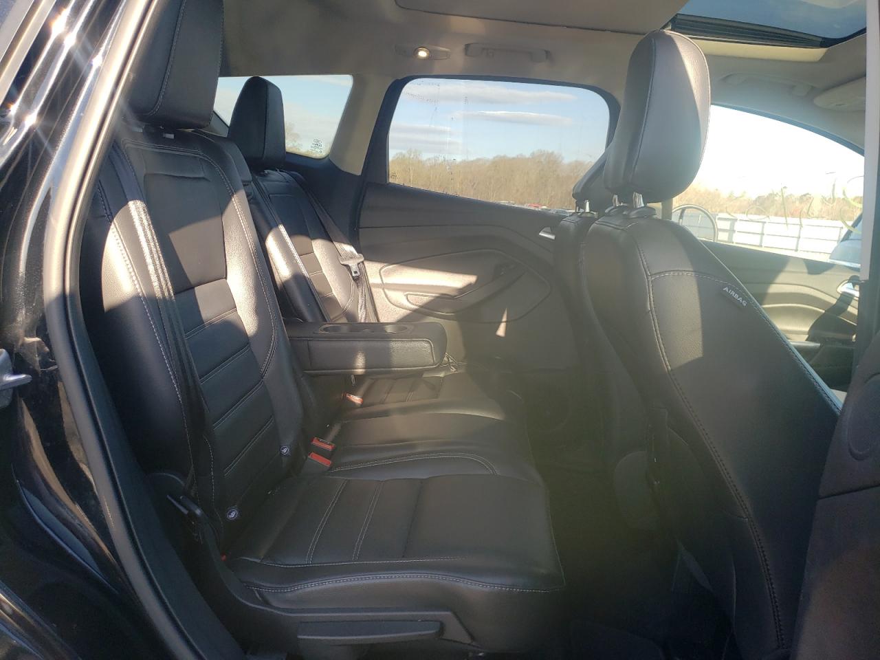 Photo 6 from auction – 2018 FORD ESCAPE TIT with VIN 1FMCU9J97JUC53499