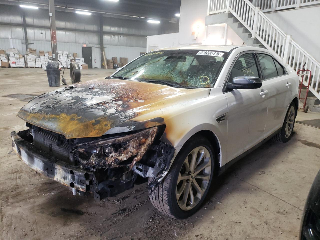 Foto 2 de la subasta – 2017 FORD TAURUS LIM con VIN 1FAHP2J82HG131065