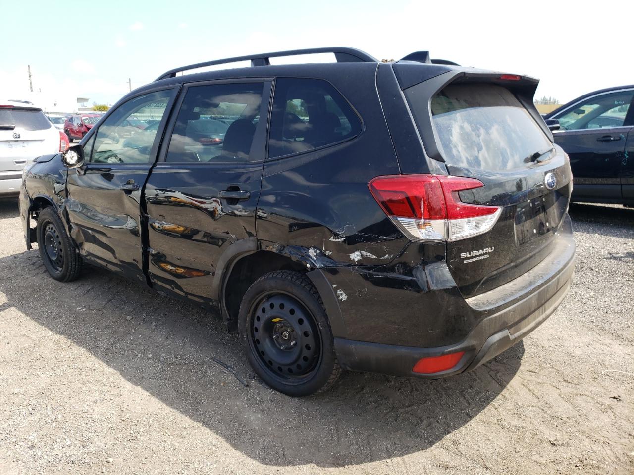 Photo 3 from auction – 2021 SUBARU FORESTER P with VIN JF2SKAJC1MH465977