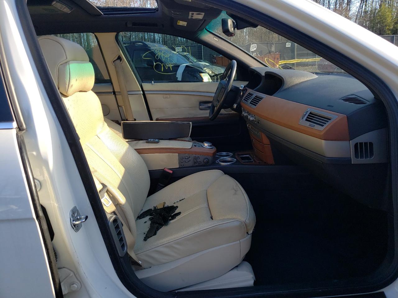 Photo 5 from auction – 2006 BMW 750 LI with VIN WBAHN83566DT59880