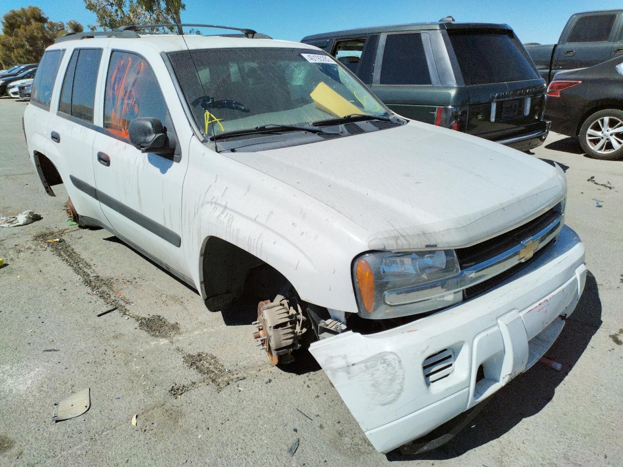 CHEVROLET TRAILBLAZE 2005 with VIN 1GNDT13S652353986 - Photo from auction