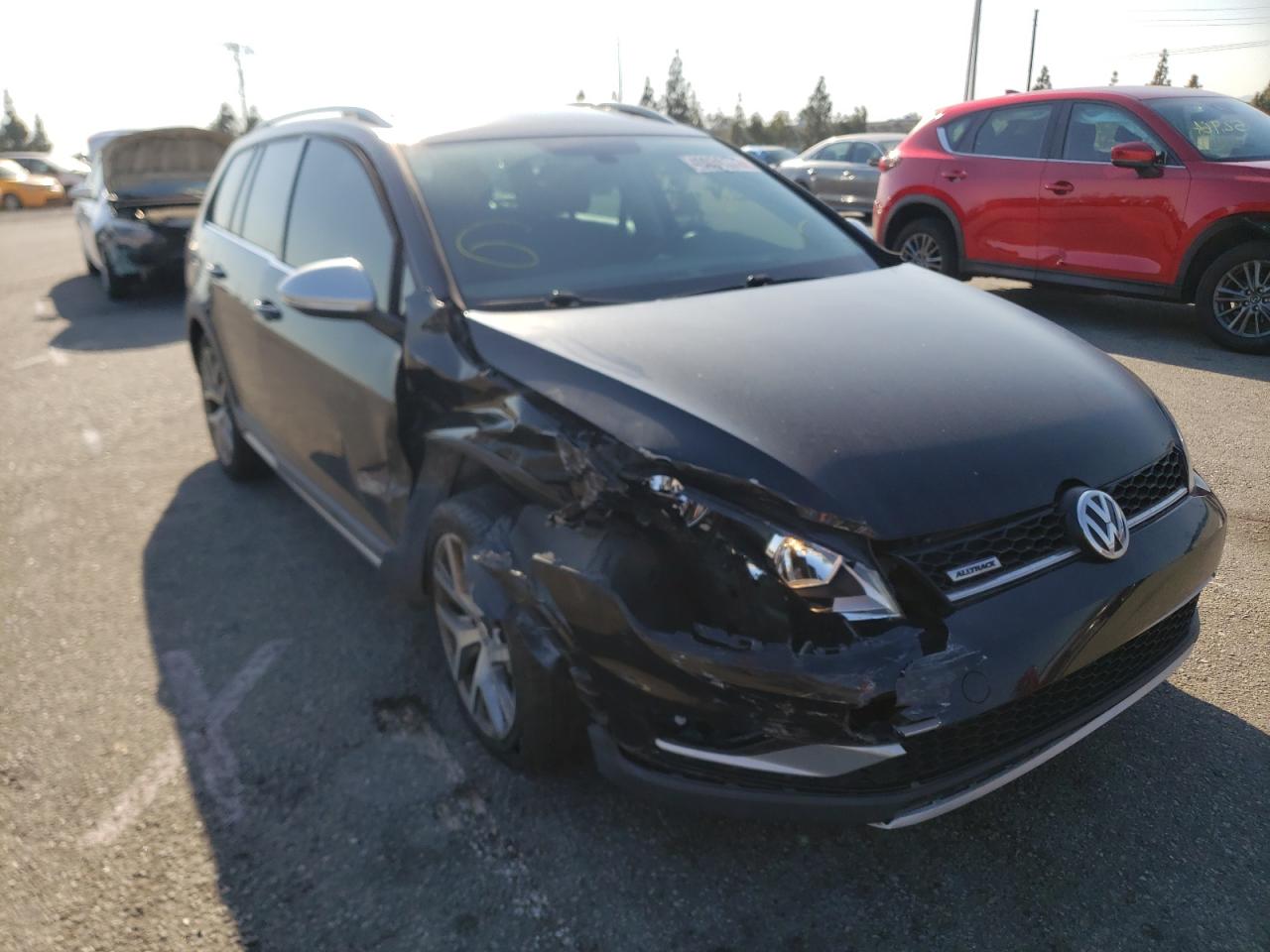 Photo 1 from auction – 2017 VOLKSWAGEN GOLF ALLTR with VIN 3VWH17AU7HM534113