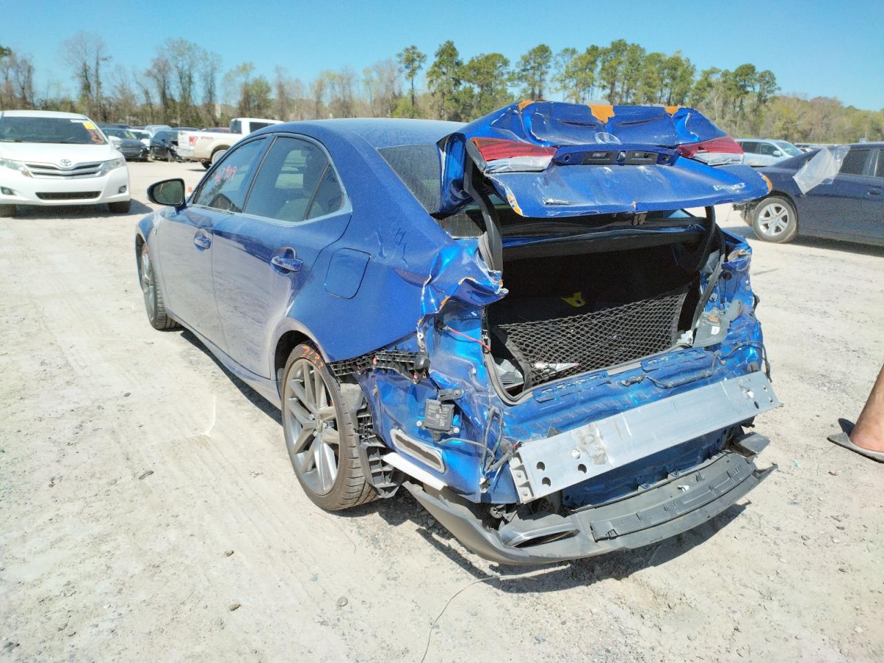 Photo 3 from auction – 2018 LEXUS IS 300 with VIN JTHBA1D24J5080025