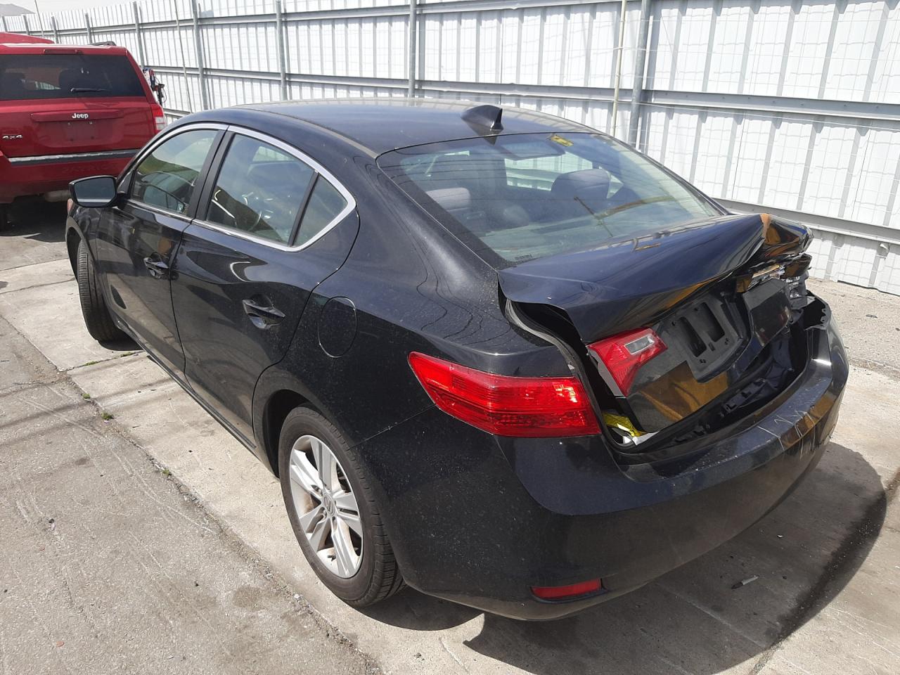 Photo 3 from auction – 2013 ACURA ILX 20 with VIN 19VDE1F39DE000594