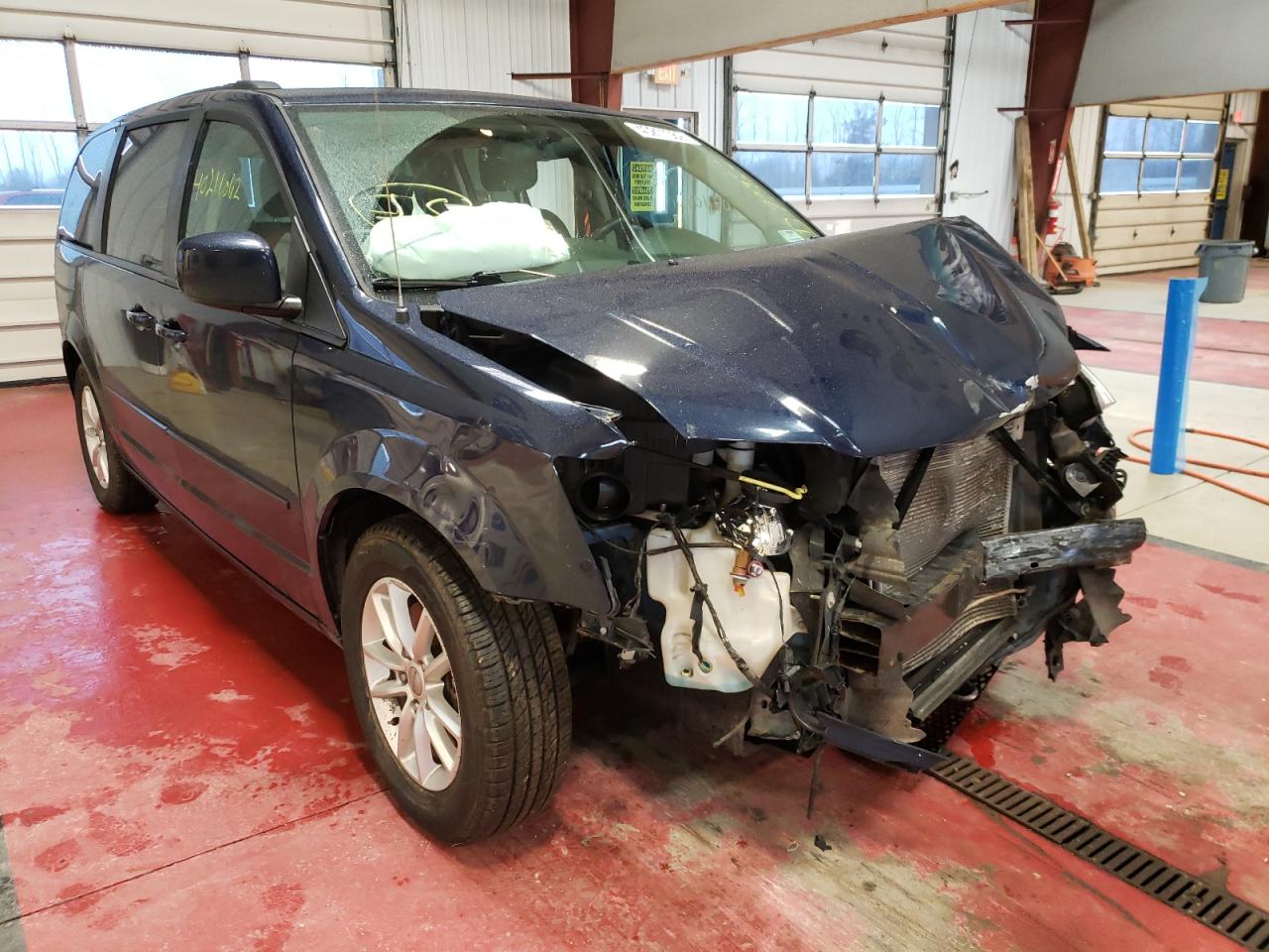 DODGE GRAND CARA 2015 with VIN 2C4RDGCG4FR548904 - Photo from auction