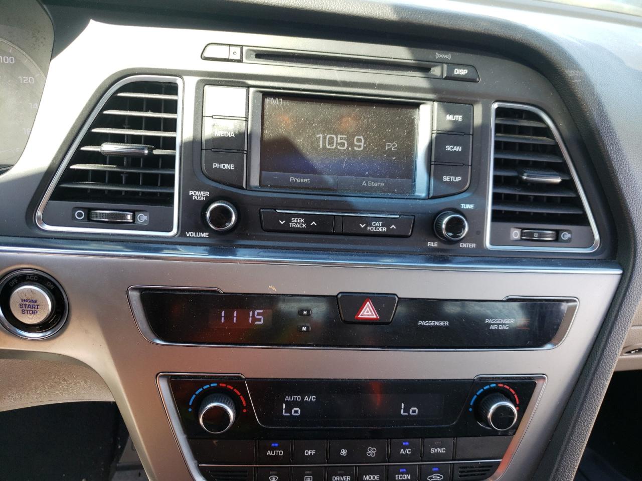 Photo 9 from auction – 2016 HYUNDAI SONATA HYB with VIN KMHE24L10GA012211
