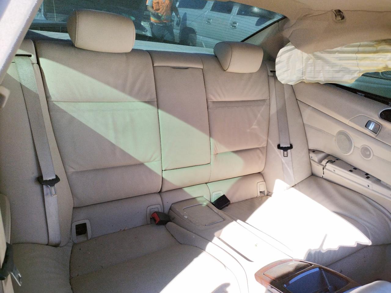 Photo 6 from auction – 2007 BMW 335 I with VIN WBAWB73557PV82549
