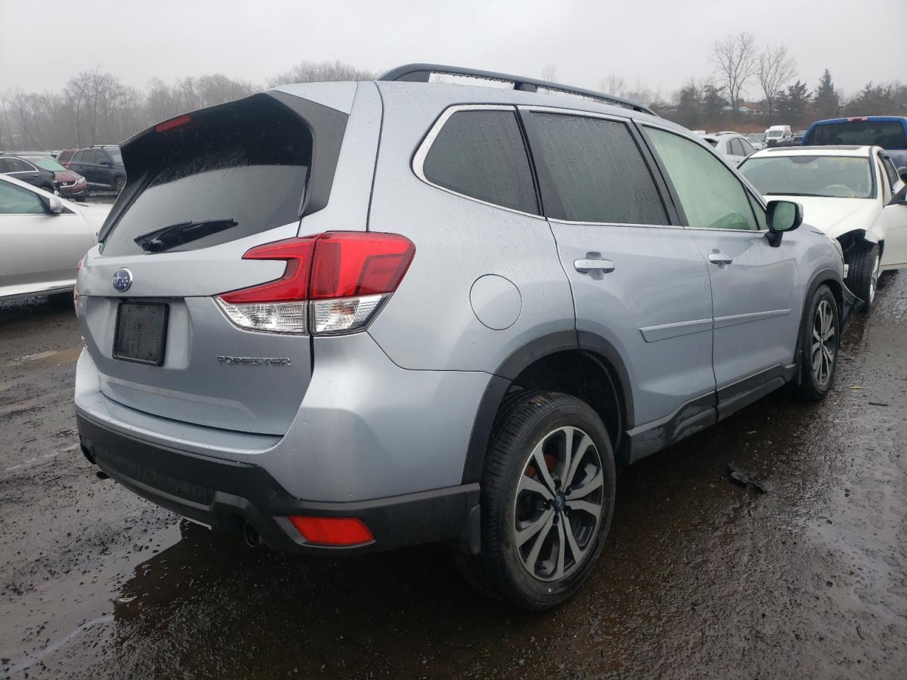 Photo 4 from auction – 2020 SUBARU FORESTER L with VIN JF2SKAUC5LH480380