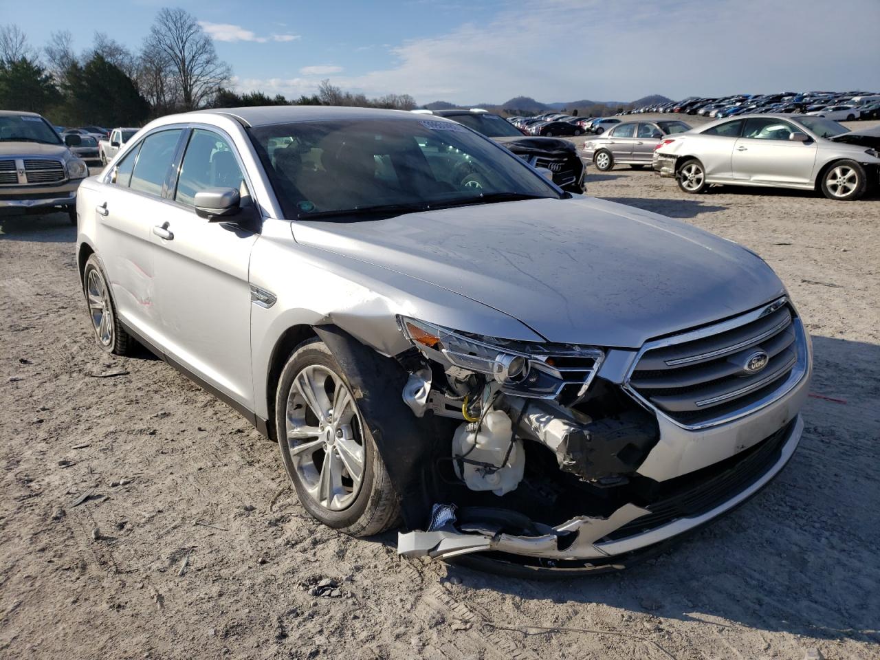 Photo 9 from auction – 2013 FORD TAURUS SEL with VIN 1FAHP2E80DG103043