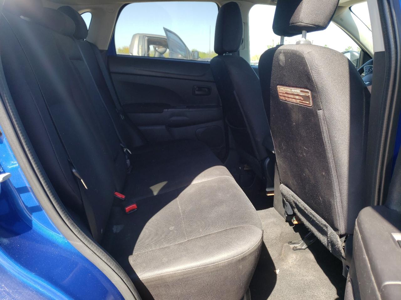 Photo 6 from auction – 2015 MITSUBISHI OUTLANDER with VIN 4A4AP3AU4FE020730