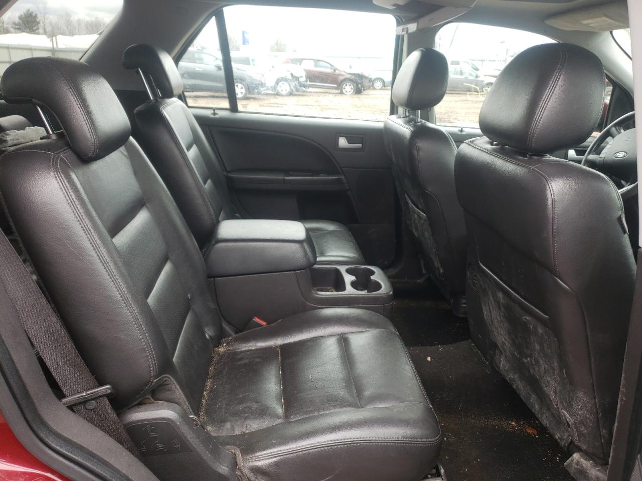 Photo 6 from auction – 2005 FORD FREESTYLE with VIN 1FMDK06135GA77855
