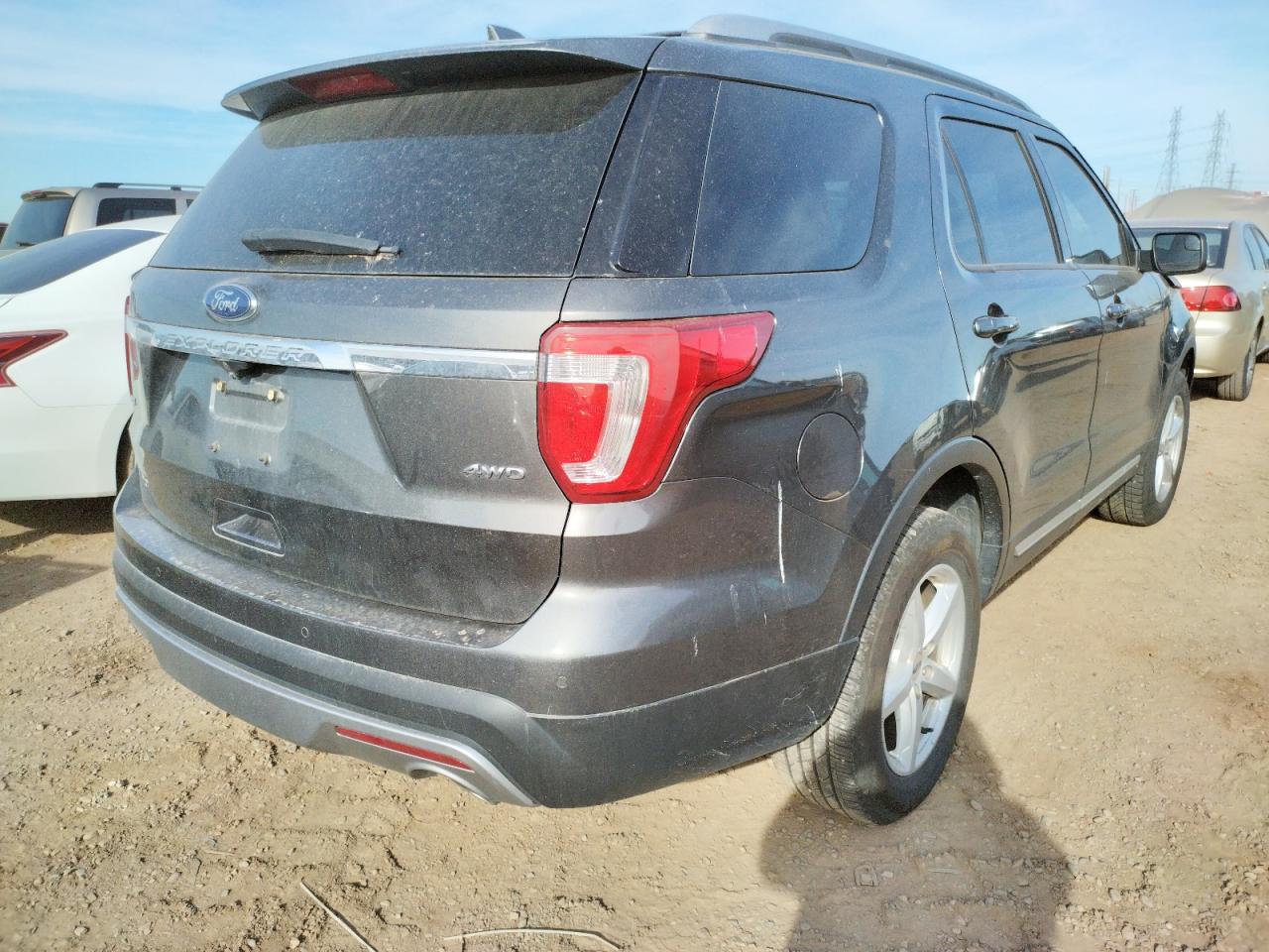 Photo 4 from auction – 2017 FORD EXPLORER X with VIN 1FM5K8D85HGB70786