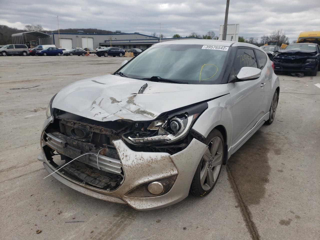 Photo 2 from auction – 2013 HYUNDAI VELOSTER T with VIN KMHTC6AEXDU095355