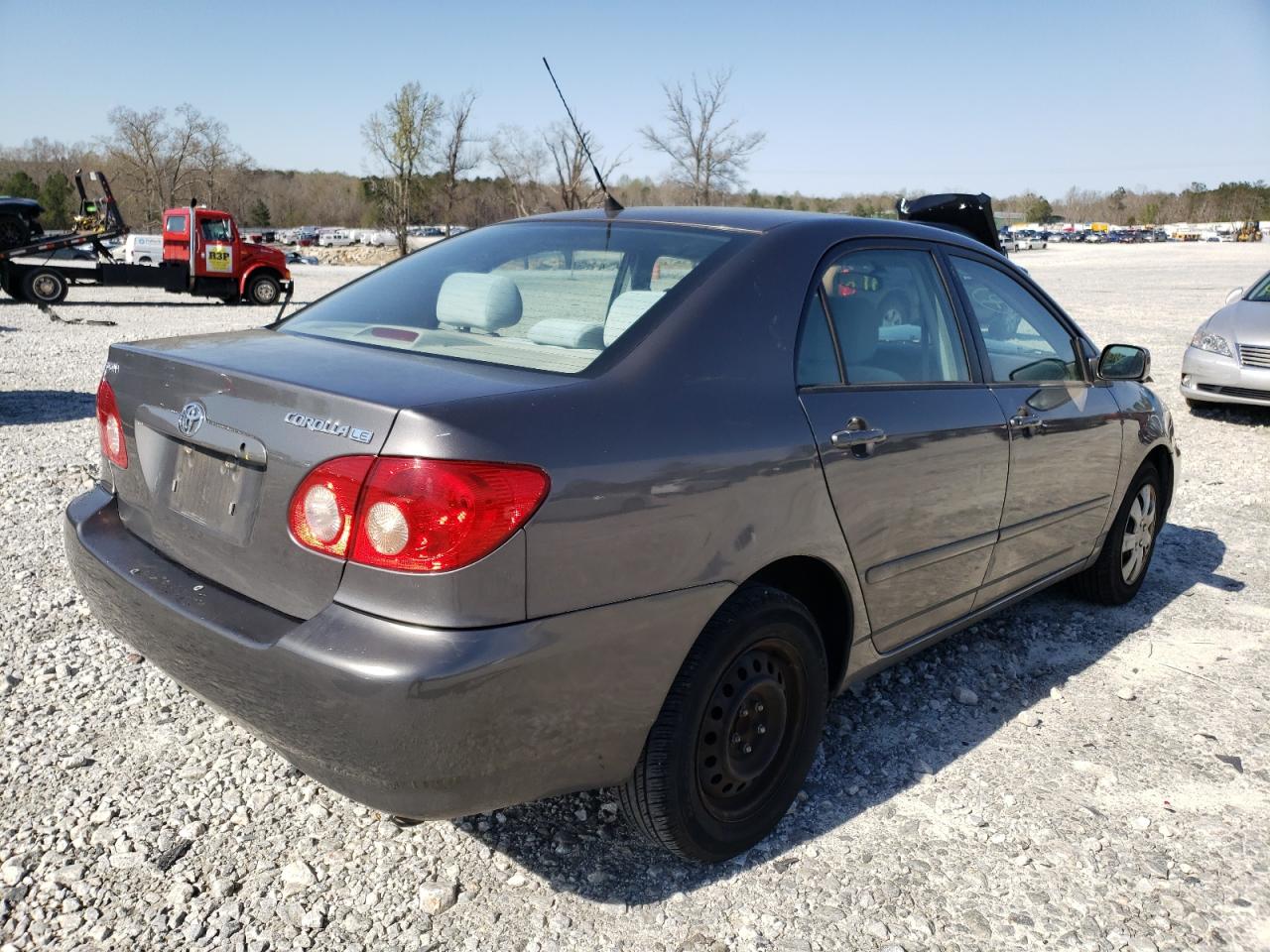 Photo 4 from auction – 2007 TOYOTA COROLLA CE with VIN 1NXBR32E47Z861429