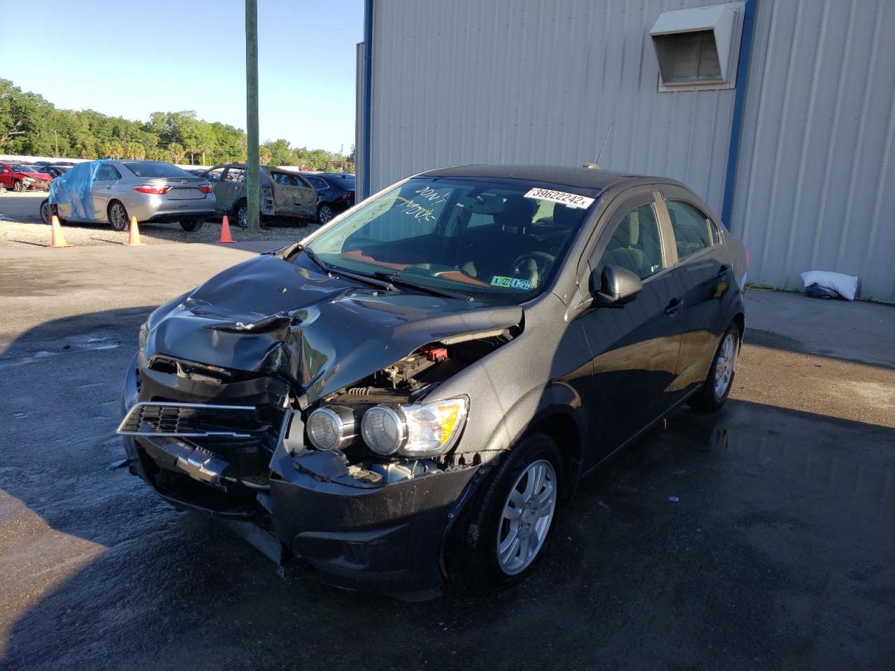 Photo 2 from auction – 2016 CHEVROLET SONIC LT with VIN 1G1JC5SGXG4184555