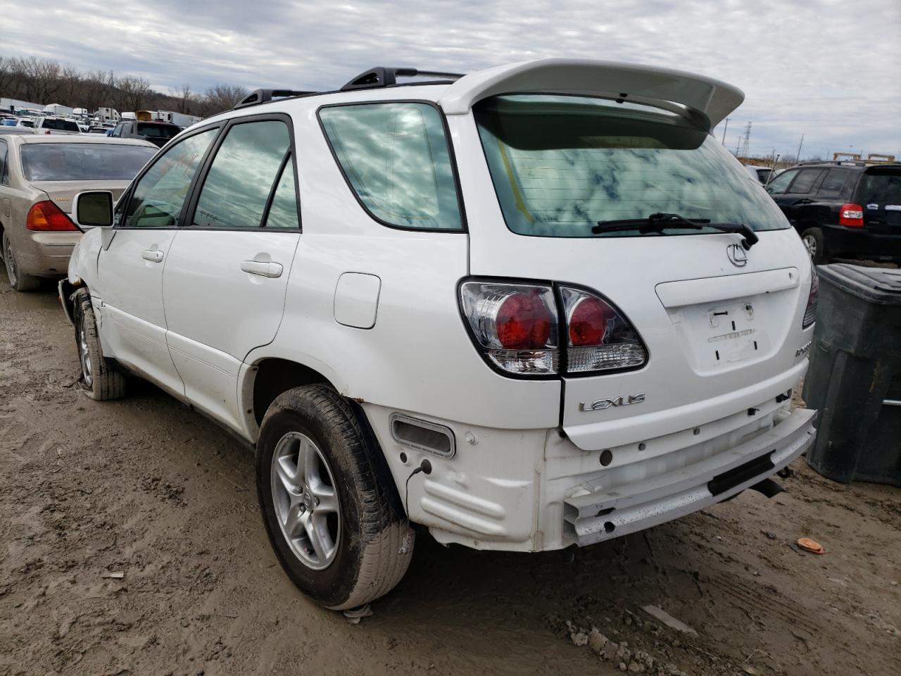Photo 3 from auction – 2002 LEXUS RX 300 with VIN JTJHF10U720278162