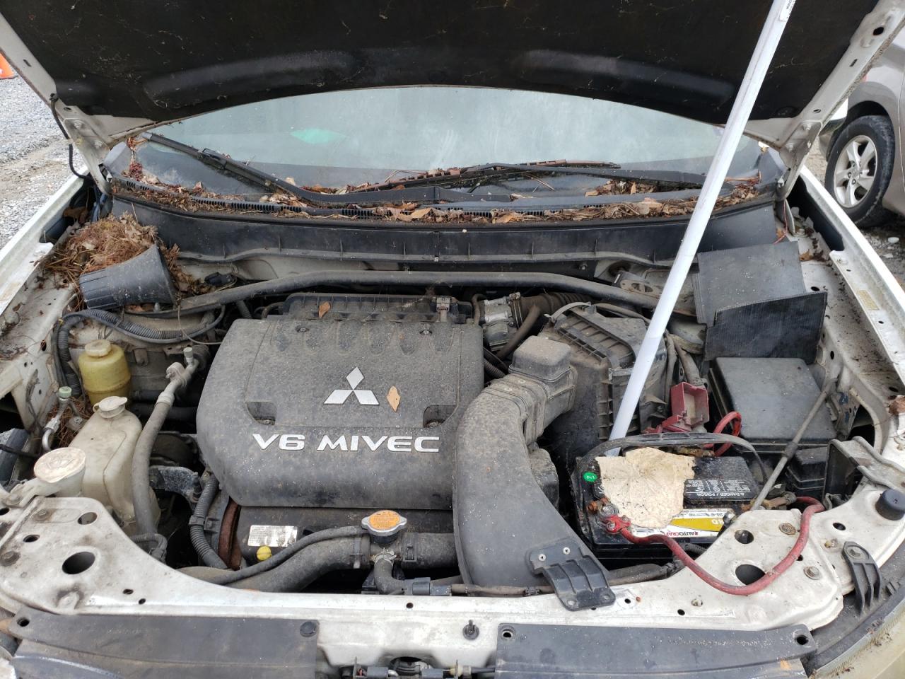 Photo 7 from auction – 2007 MITSUBISHI OUTLANDER with VIN JA4MS31X57U010237