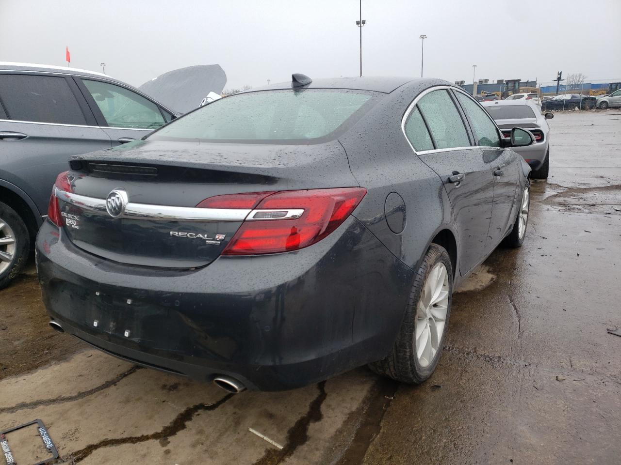 Photo 4 from auction – 2016 BUICK REGAL PREM with VIN 2G4GT5GX9G9135253