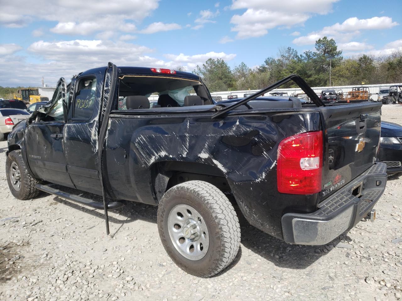 Photo 3 from auction – 2012 CHEVROLET SILVERADO with VIN 1GCRCSEA6CZ106321