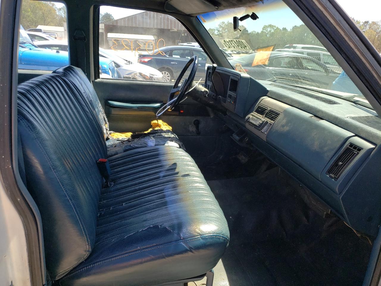 Photo 5 from auction – 1989 CHEVROLET GMT-400 C1 with VIN 2GCEC19K6K1241687