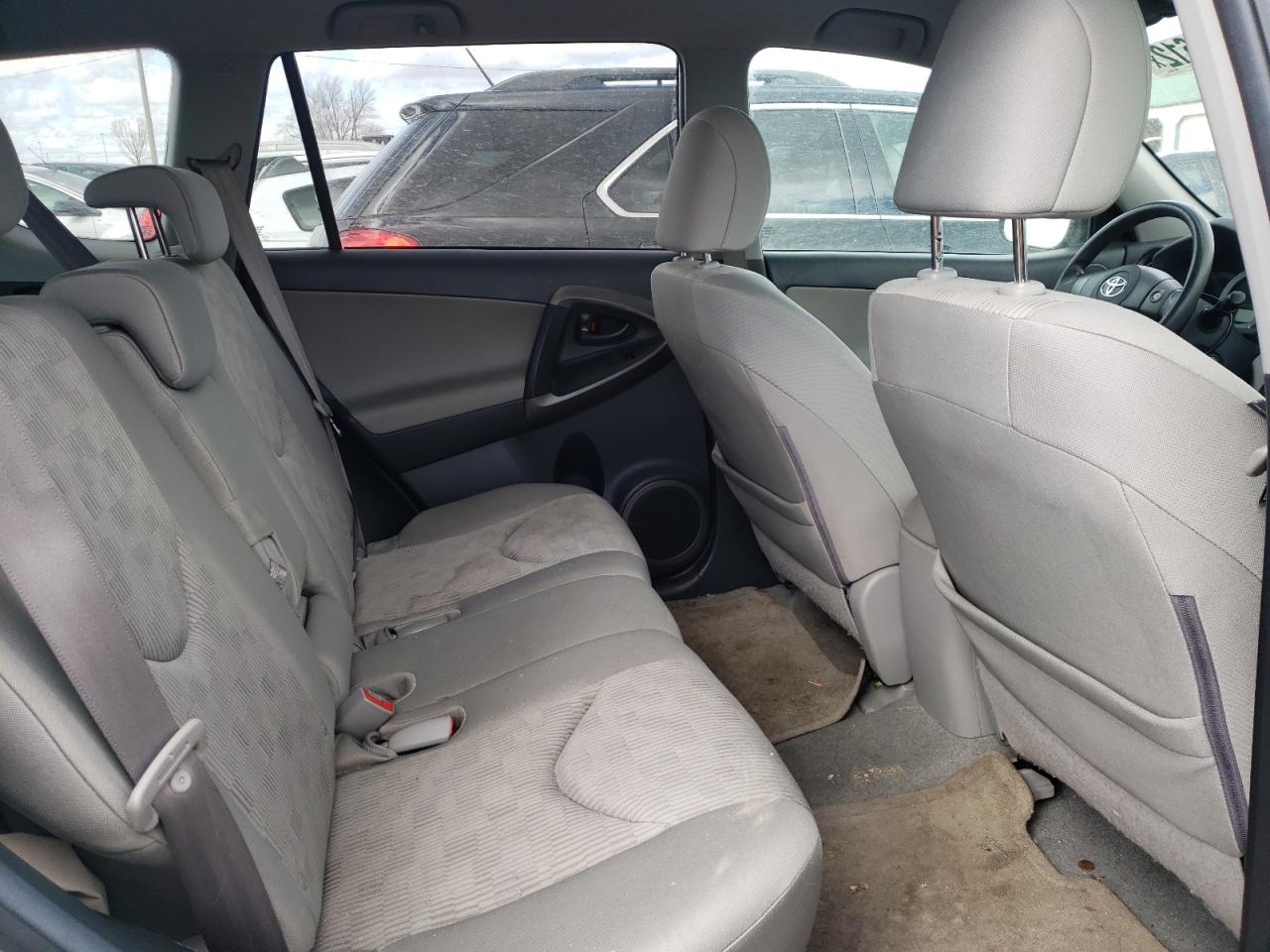 Photo 6 from auction – 2010 TOYOTA RAV4 with VIN 2T3ZF4DV3AW049273