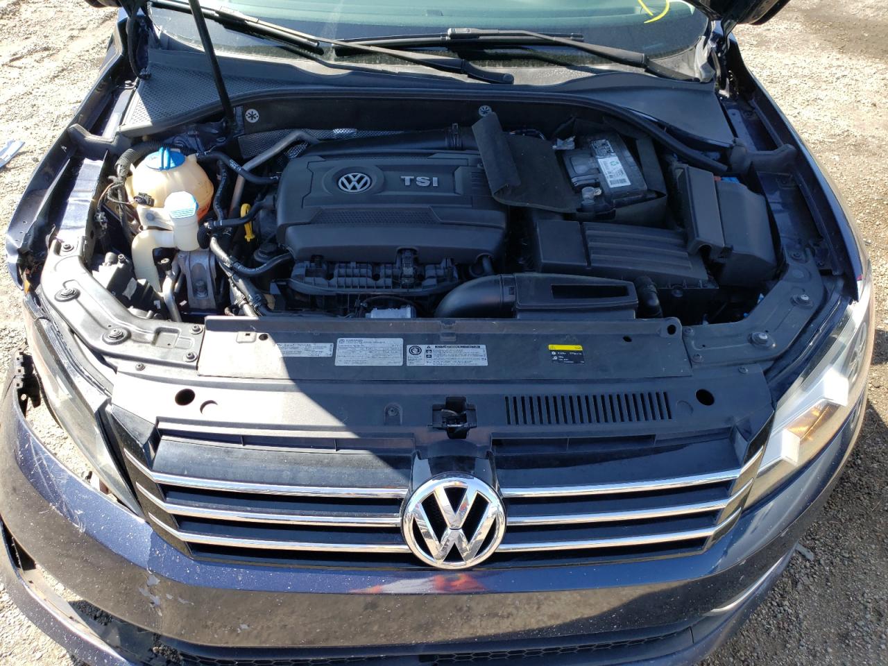 Photo 7 from auction – 2015 VOLKSWAGEN PASSAT S with VIN 1VWAT7A31FC027256