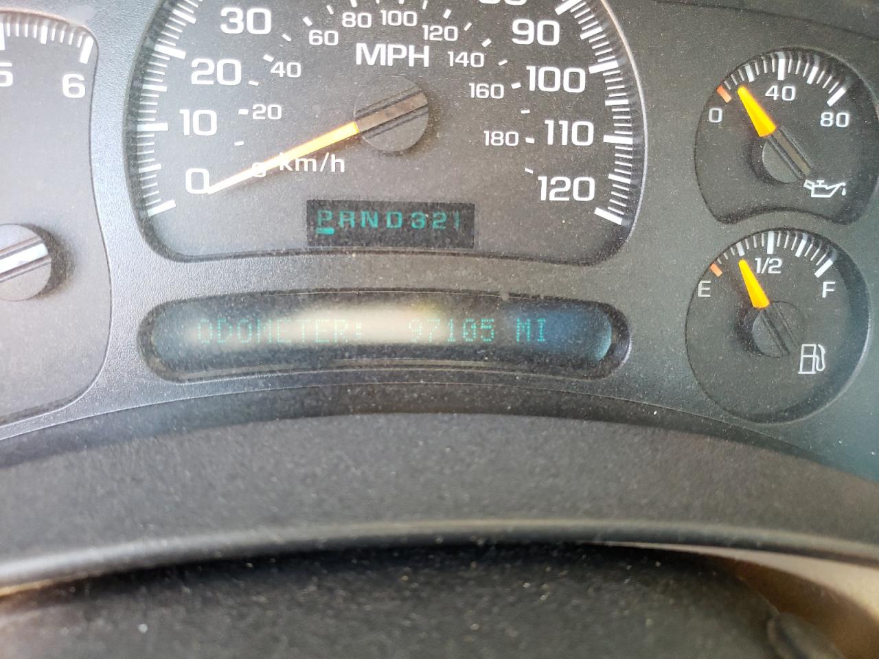 Photo 8 from auction – 2005 CHEVROLET SILVERADO with VIN 2GCEC19T951203593