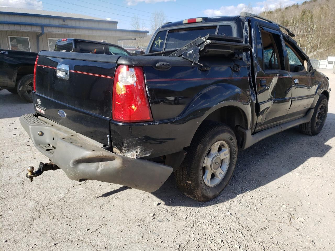 Photo 4 from auction – 2002 FORD EXPLORER S with VIN 1FMZU77E02UB67262