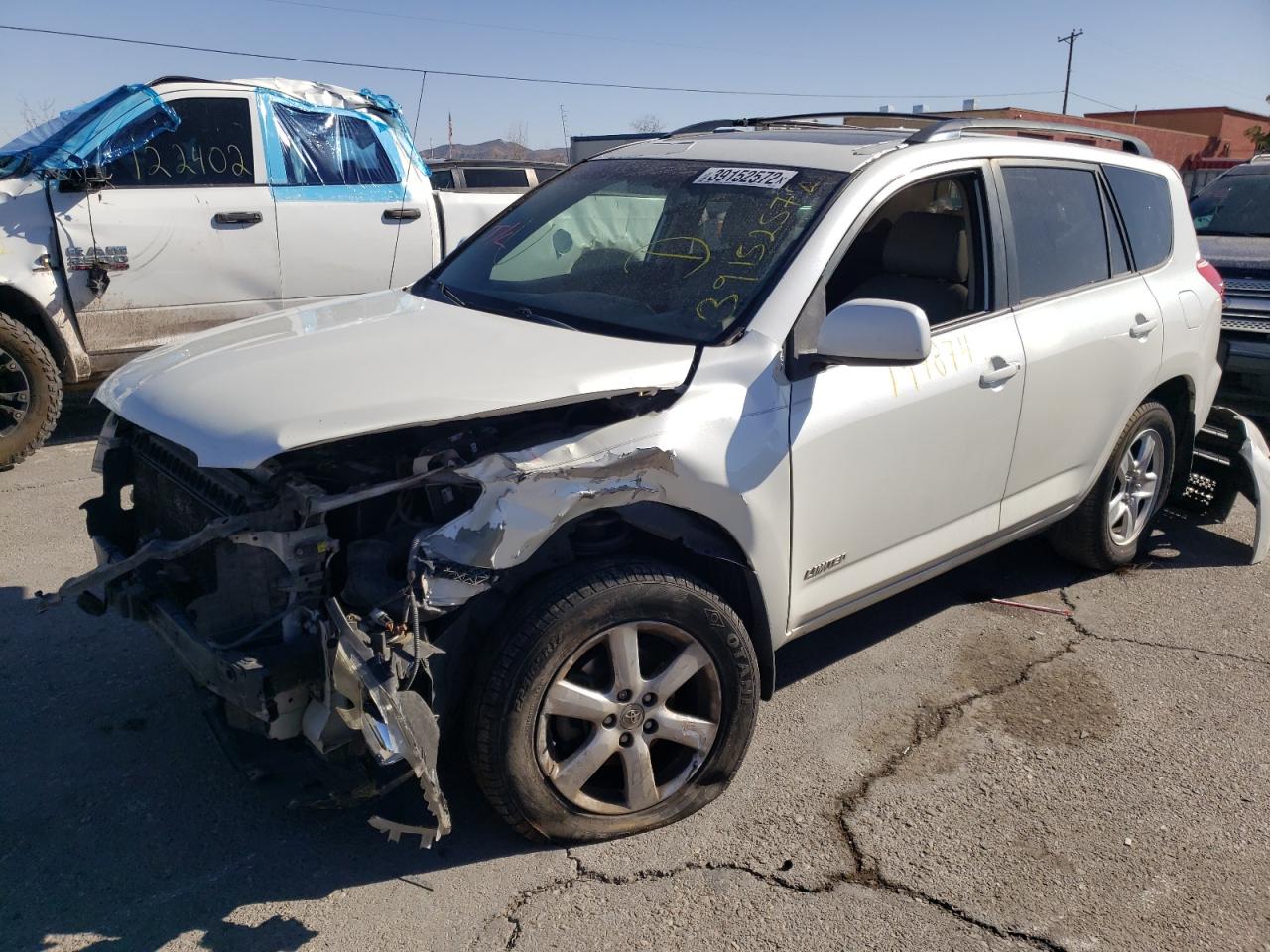 Photo 2 from auction – 2007 TOYOTA RAV4 LIMIT with VIN JTMZK31V675009683