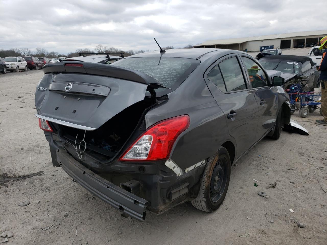 Photo 4 from auction – 2017 NISSAN VERSA S with VIN 3N1CN7AP1HL821564