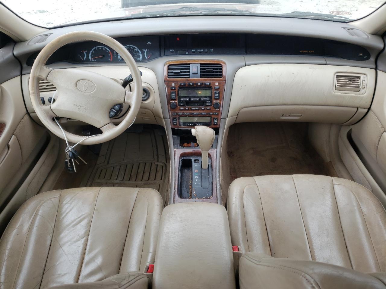 Photo 9 from auction – 2001 TOYOTA AVALON XL with VIN 4T1BF28B11U119657