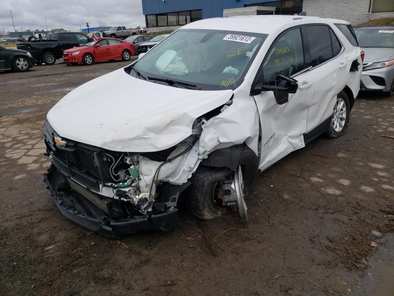Photo 2 from auction – 2018 CHEVROLET EQUINOX LT with VIN 2GNAXJEV5J6189643