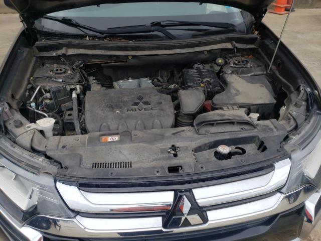 Photo 7 from auction – 2017 MITSUBISHI OUTLANDER with VIN JA4AD2A37HZ031339