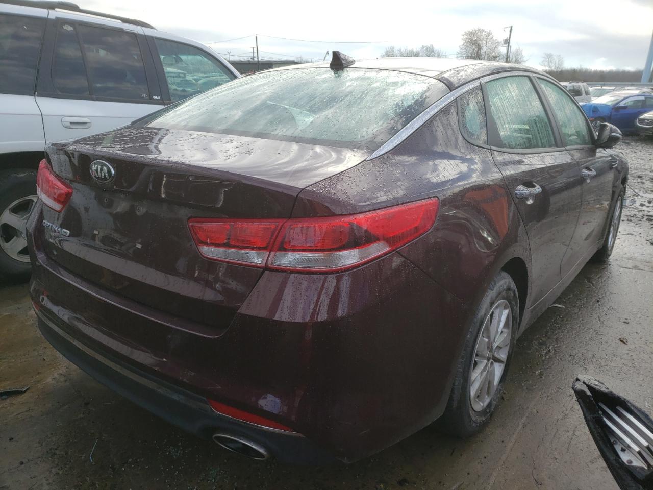 Photo 4 from auction – 2016 KIA OPTIMA LX with VIN 5XXGT4L35GG013600