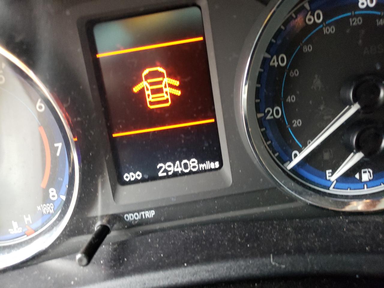 Photo 8 from auction – 2018 TOYOTA COROLLA L with VIN 2T1BURHE3JC059892