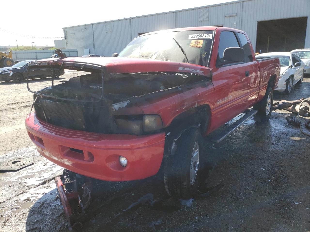 Photo 2 from auction – 2000 DODGE RAM 1500 with VIN 1B7HF13Y0YJ102123
