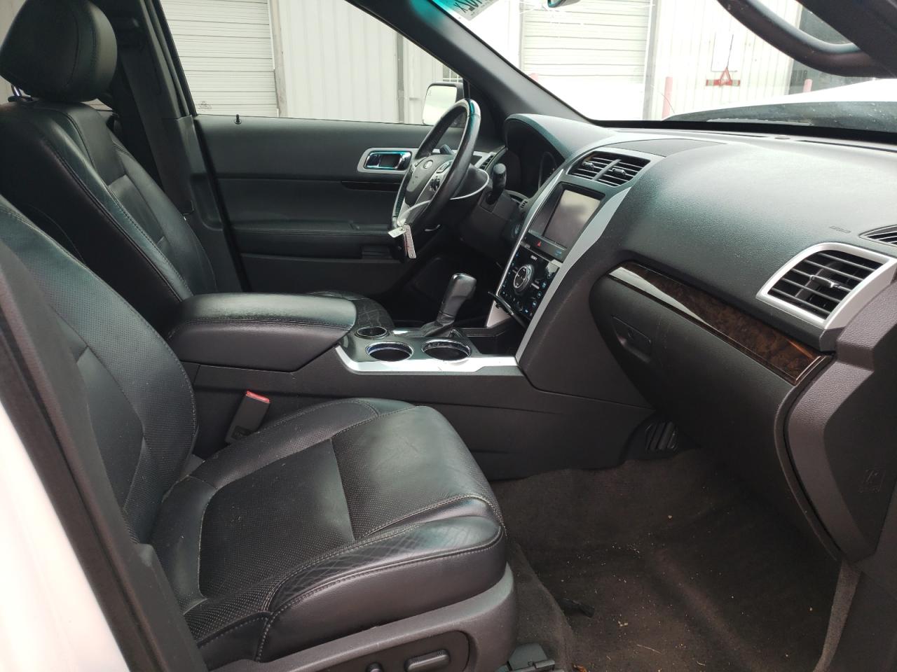 Photo 5 from auction – 2013 FORD EXPLORER L with VIN 1FM5K7F97DGA44245