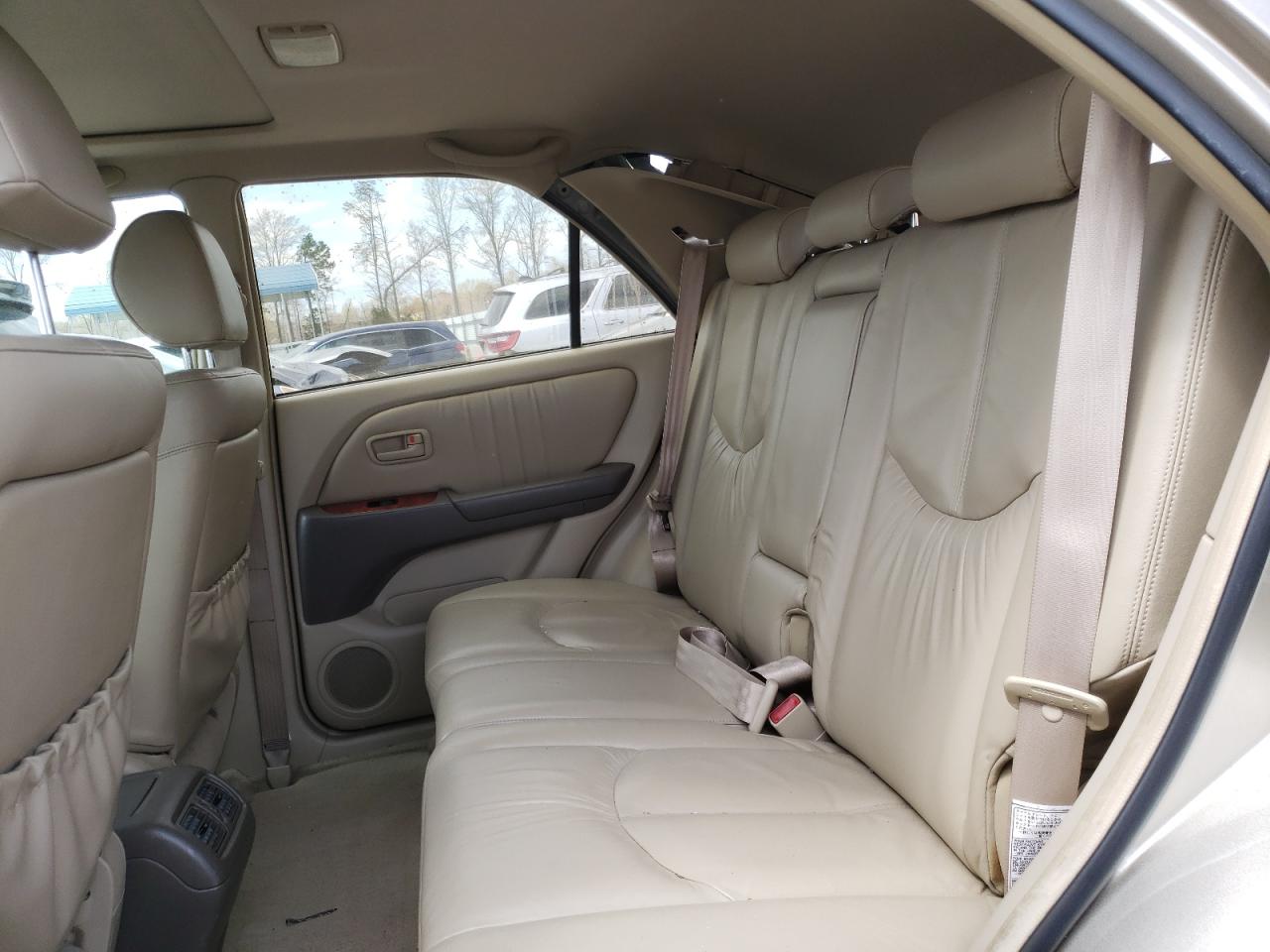 Photo 6 from auction – 1999 LEXUS RX 300 with VIN JT6HF10U2X0030869