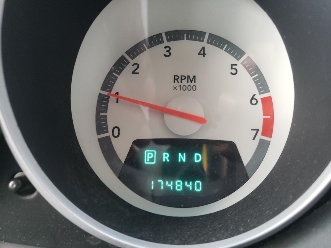 Photo 8 from auction – 2008 DODGE GRAND CARA with VIN 1D8HN54P58B130219