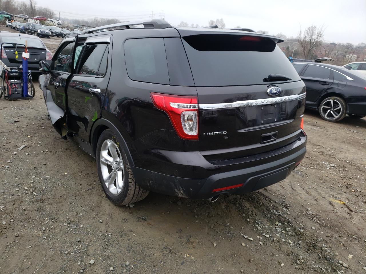 Фото 3 с аукциона – 2014 FORD EXPLORER L с VIN 1FM5K8F87EGA62758
