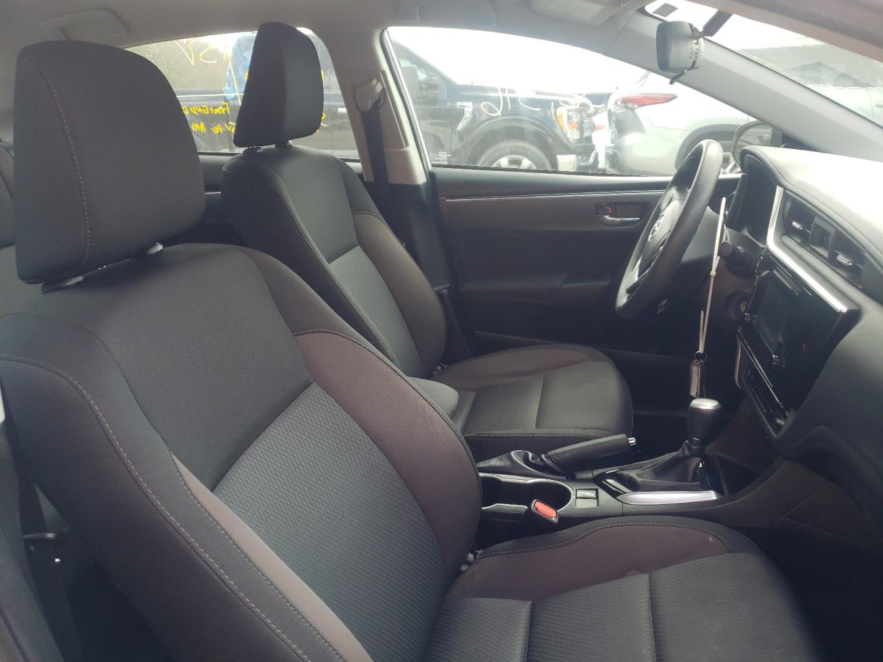 Photo 5 from auction – 2019 TOYOTA COROLLA L with VIN 5YFBURHE0KP895239