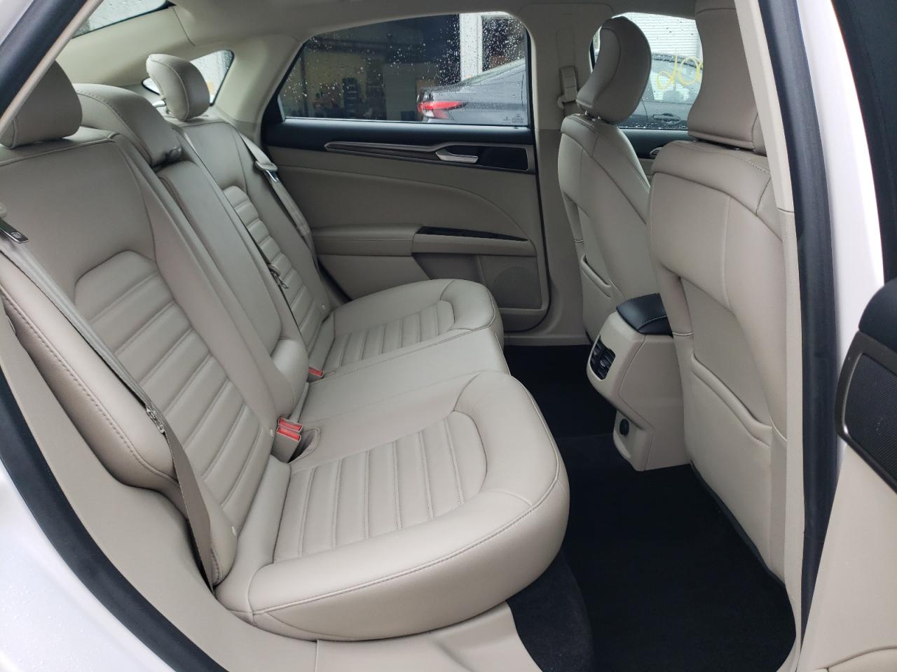 Photo 6 from auction – 2018 FORD FUSION SE with VIN 3FA6P0HD8JR178792