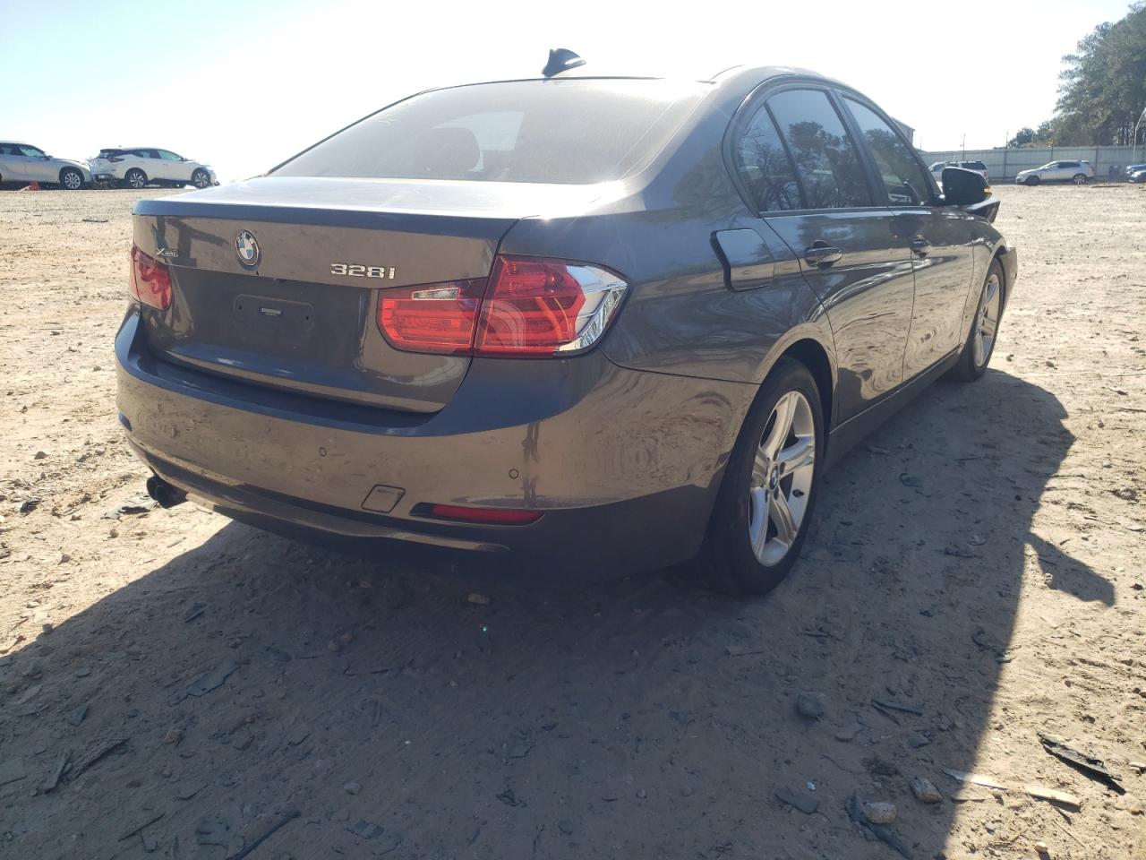 Photo 4 from auction – 2013 BMW 328 XI SUL with VIN WBA3B5C55DF592040